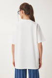 Ekru Oversize Baskılı Örme T-Shirt ZV00280