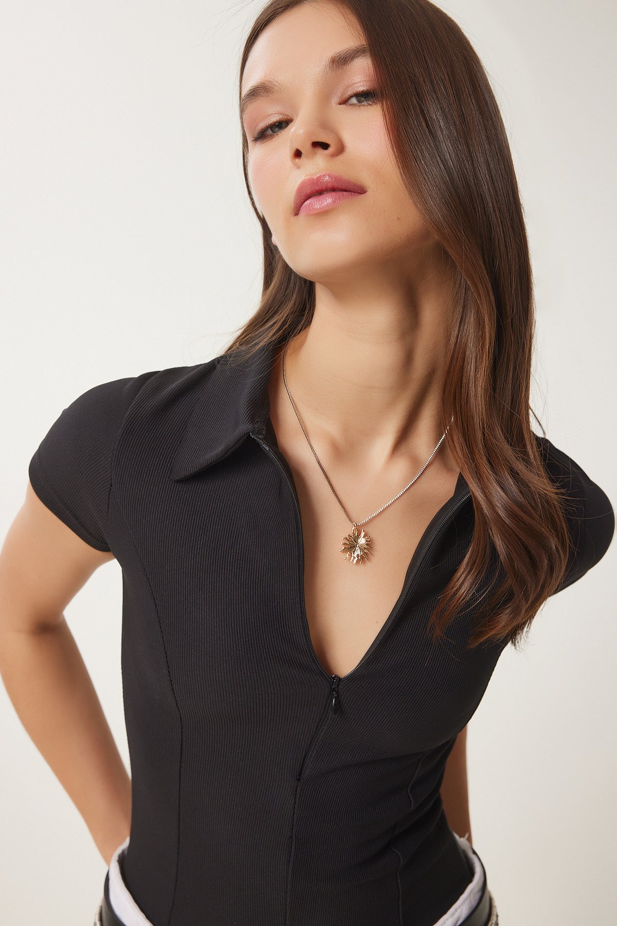 Siyah Polo Yaka Fermuarlı Örme Bluz CI00114
