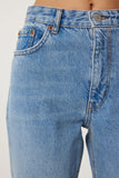 Açık Mavi Orta Bel Straight Jeans UT00025