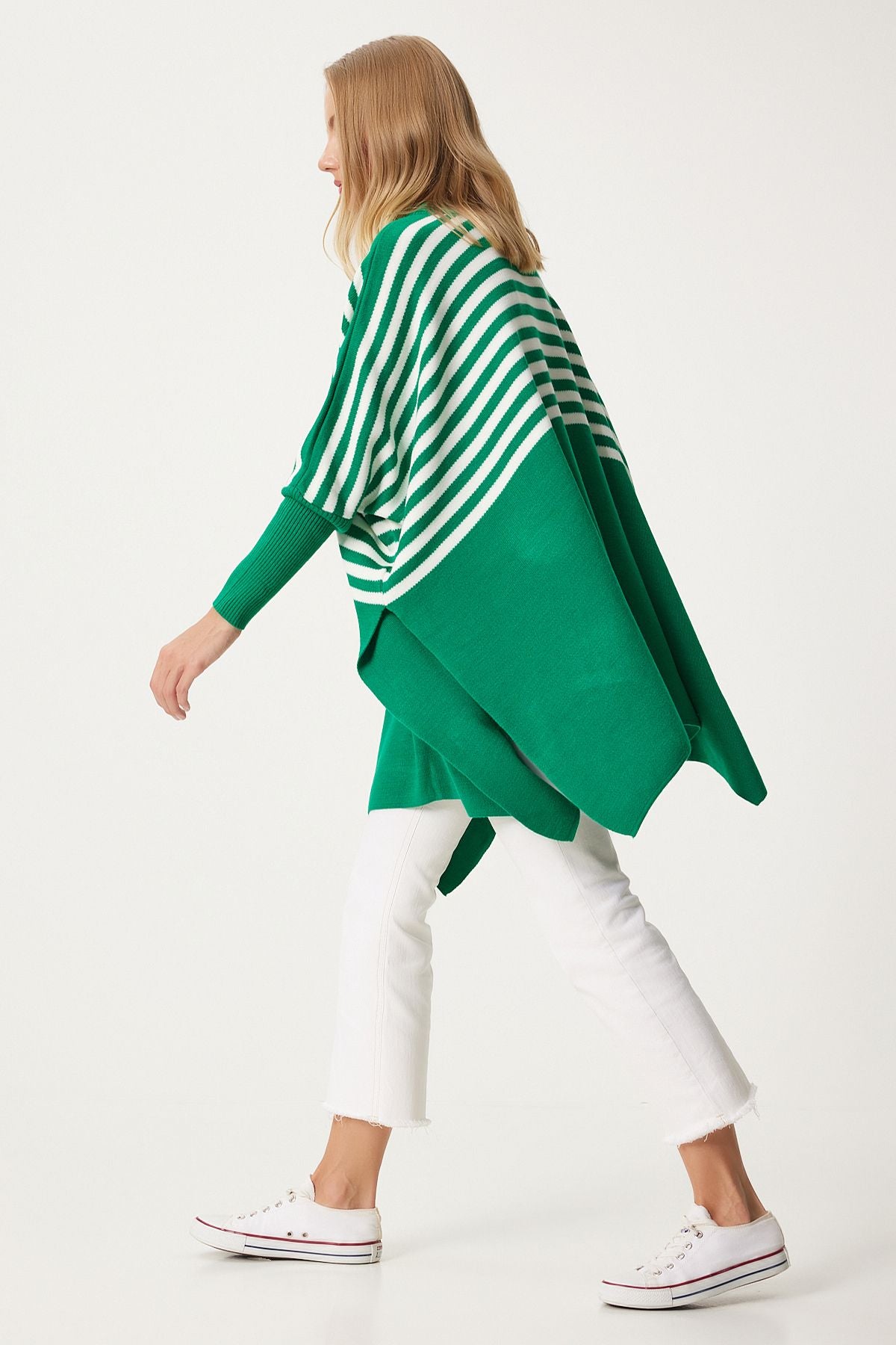 Yeşil Çizgili Yandan Yırtmaçlı Oversize Panço Kazak DD01336