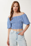Mavi Kareli Carmen Yaka Esnek Crop Keten Bluz TP00079
