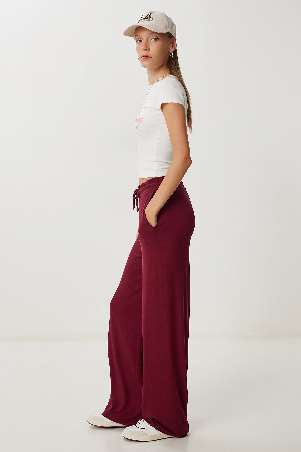 Bordo Cepli Geniş Paça Örme Pantolon UB00470