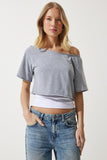 Gri Melanj Kayık Yaka Basic Crop Örme T-Shirt OW00028