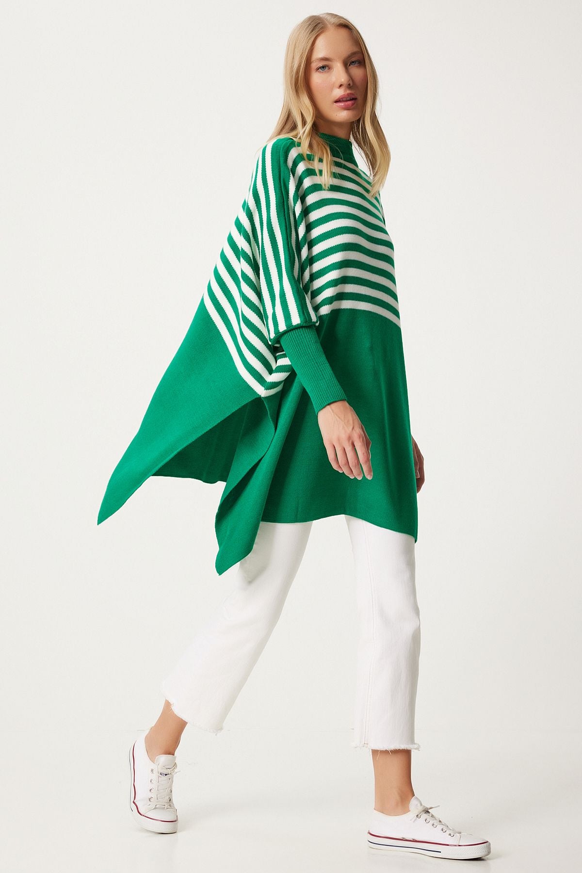 Yeşil Çizgili Yandan Yırtmaçlı Oversize Panço Kazak DD01336