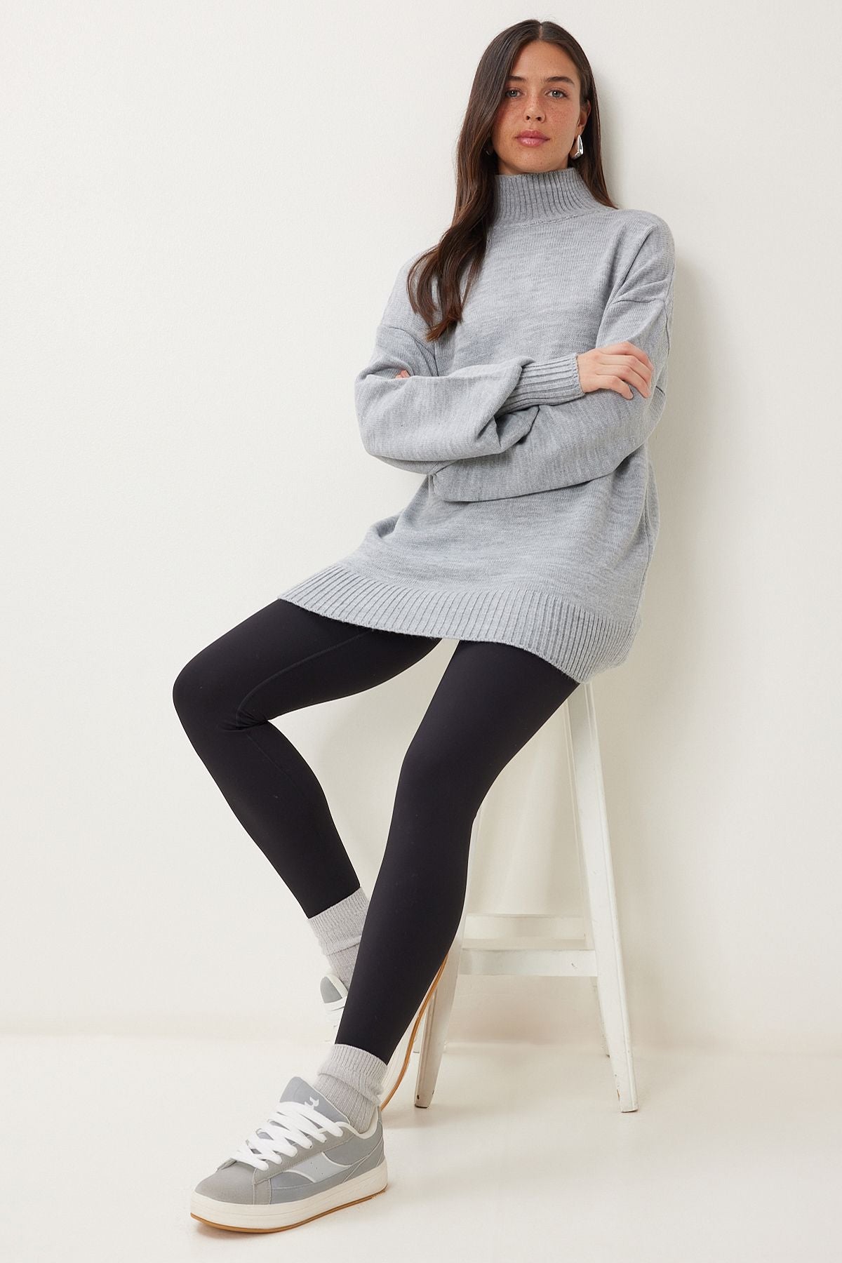 Gri Dik Yaka Oversize Basic Triko Kazak YY00167