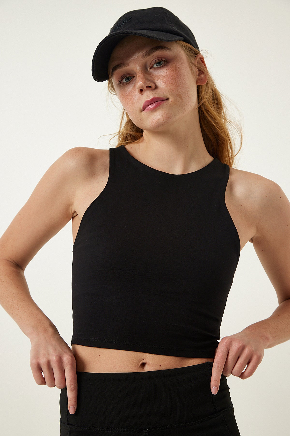 Siyah Halter Yaka Crop Örme Bluz OW00027