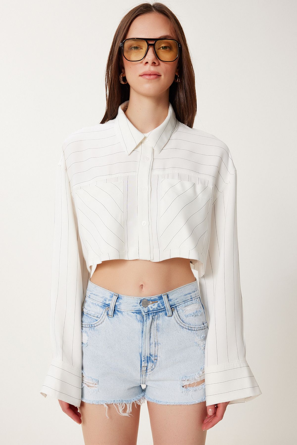 Ekru Çizgili Viskon Crop Gömlek NS00421