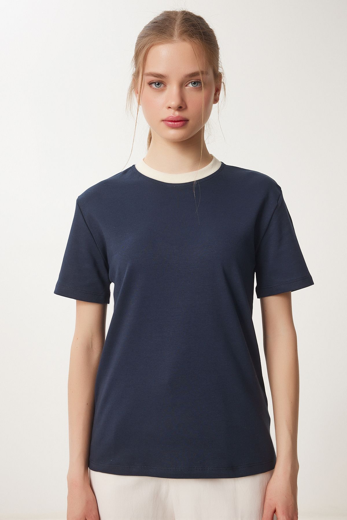 Lacivert Kontrast Renkli Pamuklu Örme T-Shirt CR00472