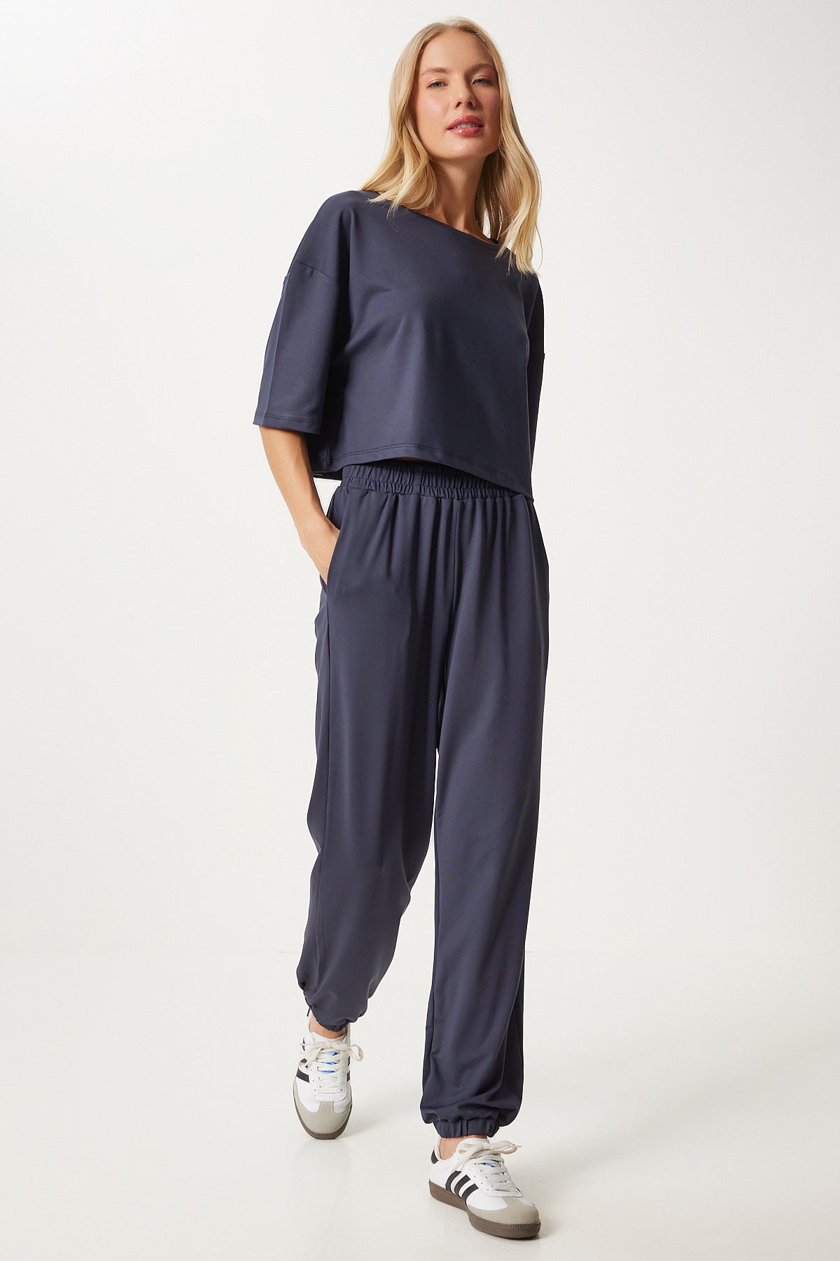 Lacivert Crop T-Shirt Jogger Altlı Örme Eşofman Takımı FN03316
