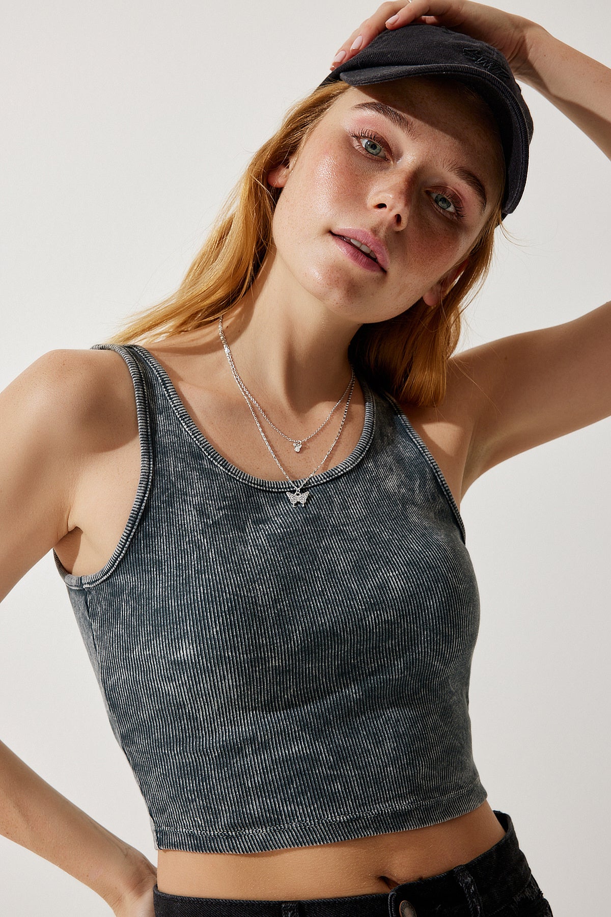 Antrasit Halter Yaka Yıkamalı Crop Örme Bluz NJ00135