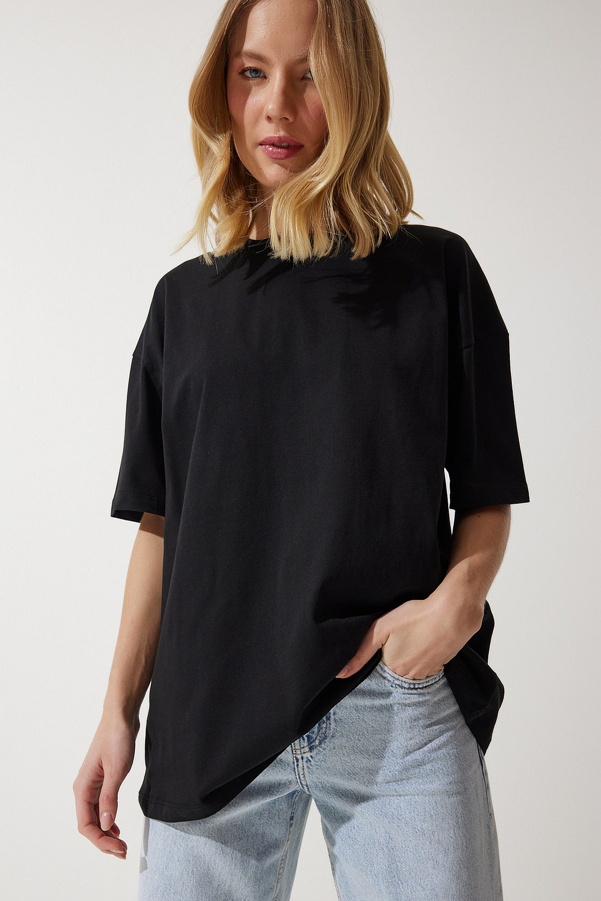 Siyah Bisiklet Yaka Basic Oversize Örme T-Shirt BF00091