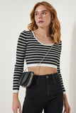 Siyah Çizgili Fitilli Crop Triko Bluz PF00067