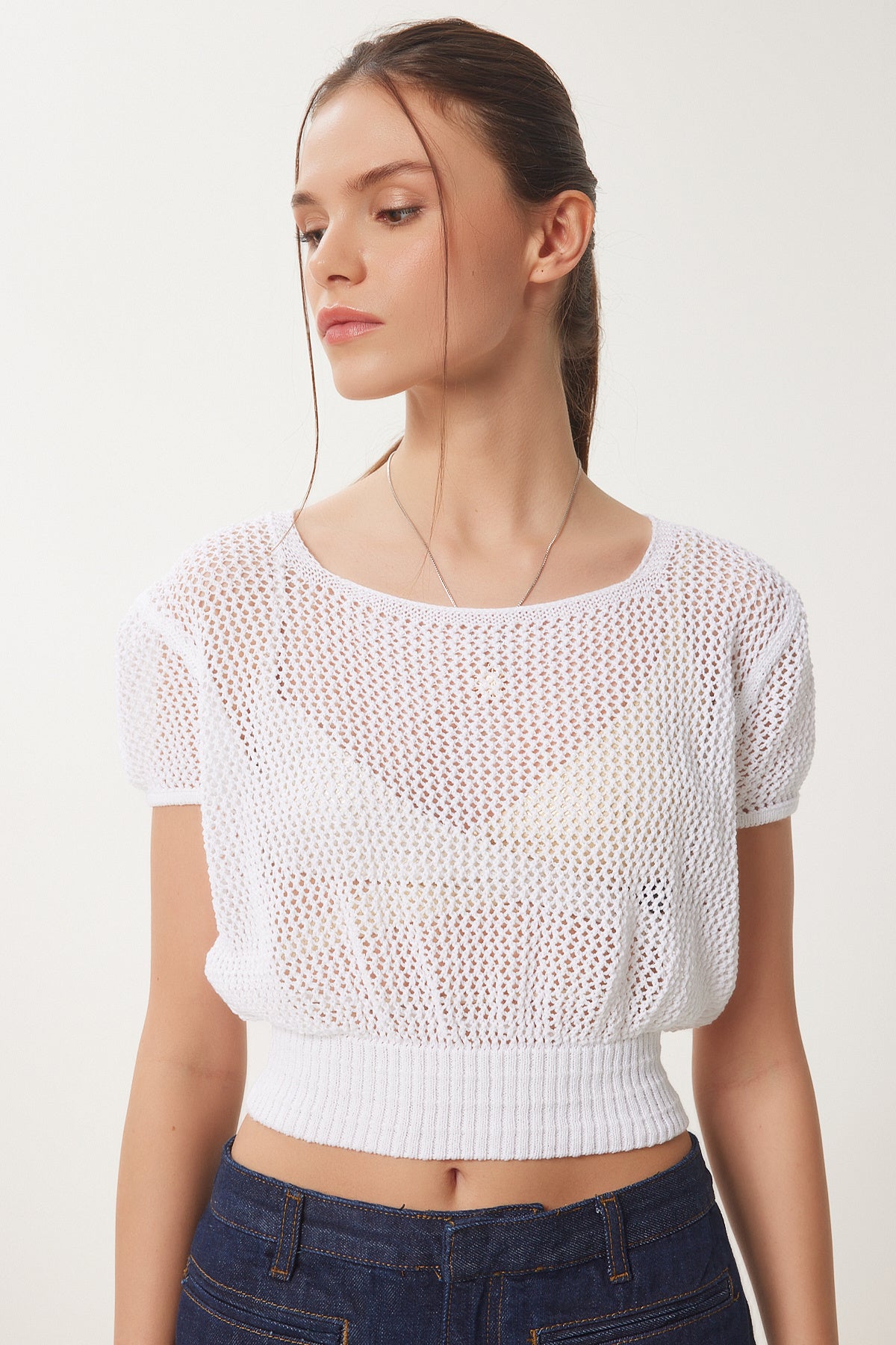 Beyaz Ajurlu Yazlık Crop Triko Bluz ZA00076