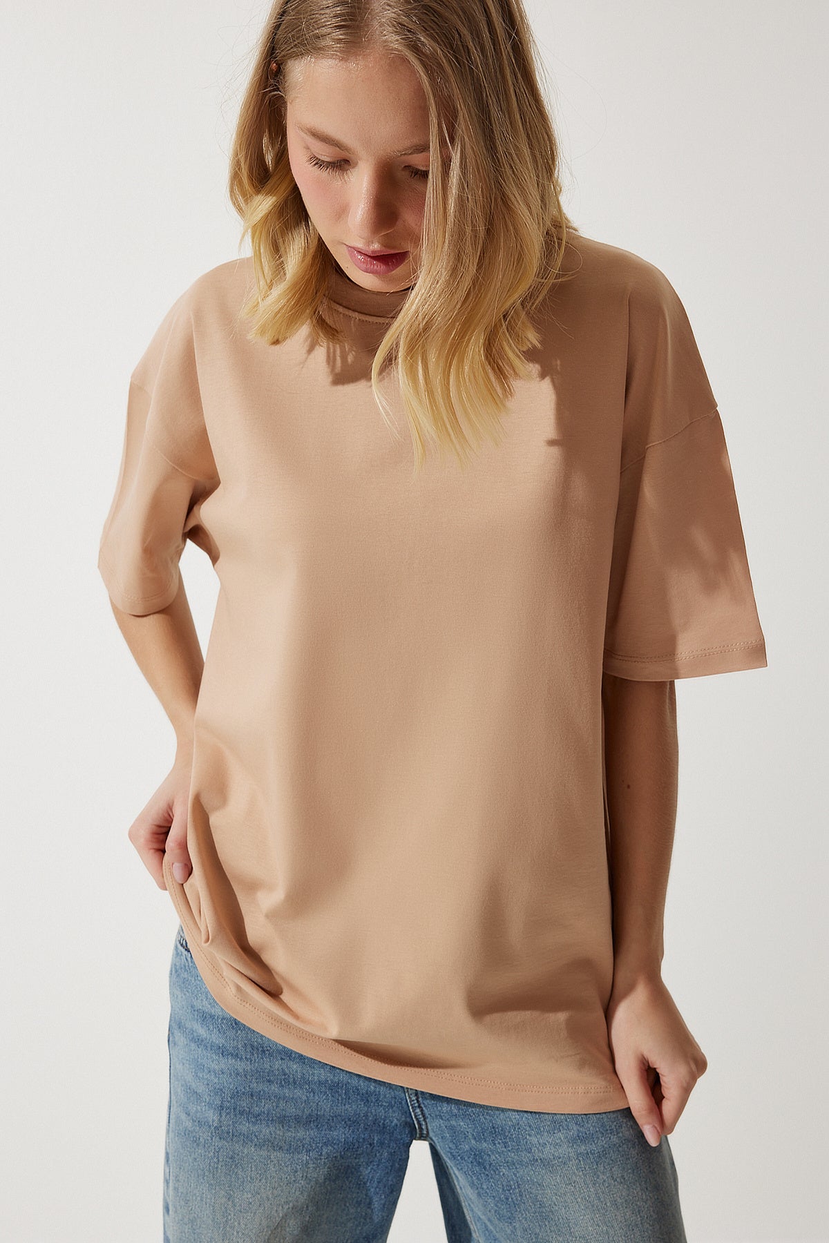 Koyu Bej Bisiklet Yaka Basic Oversize Örme T-Shirt BF00091