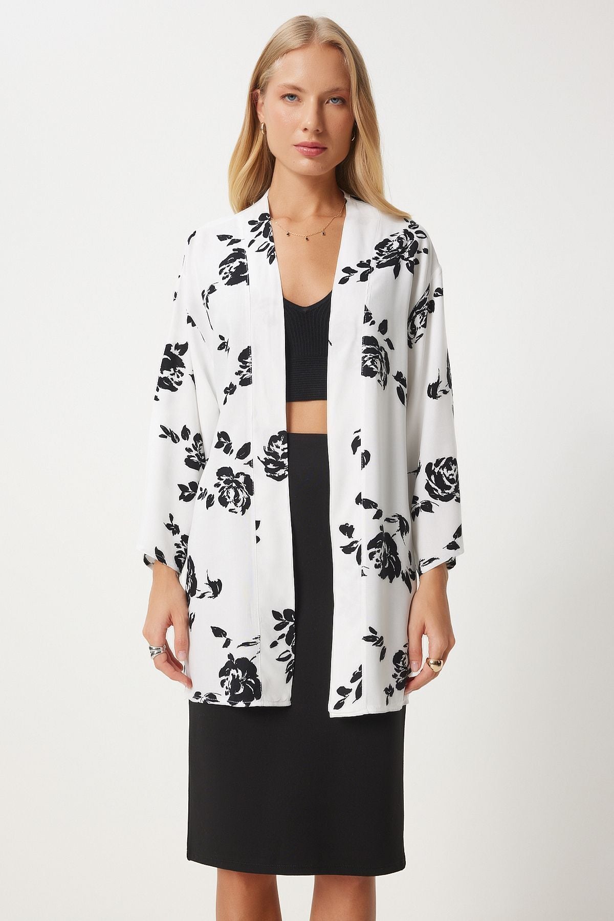 Beyaz Desenli Viskon Kimono EN00615