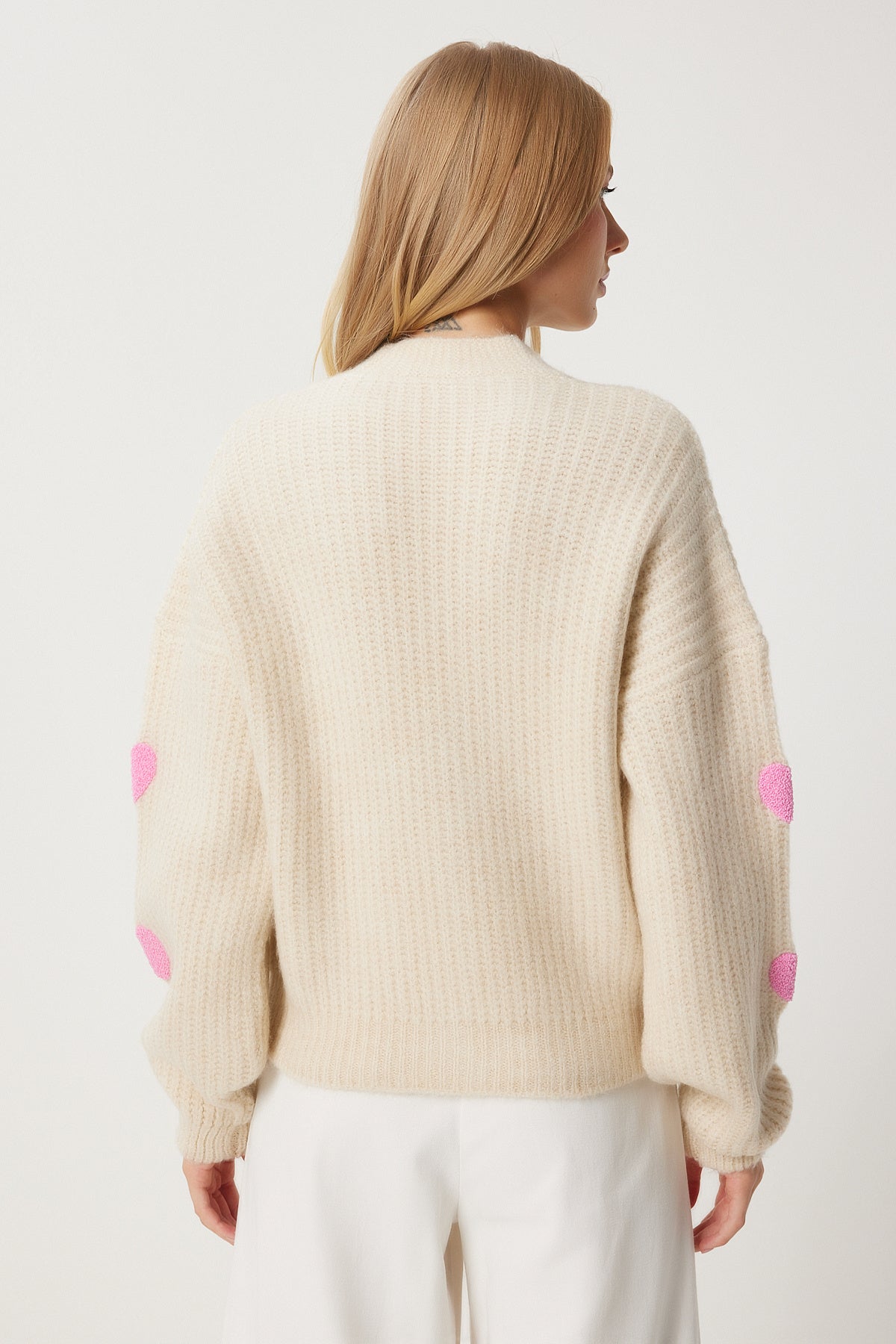 Bej Kalp Motifli Oversize Triko Hırka PF00084