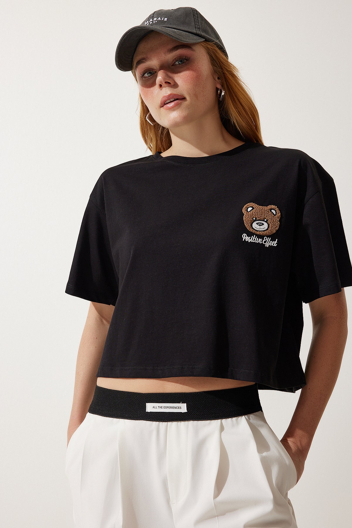 Siyah Ayıcık Armalı Crop Örme T-Shirt HF00456