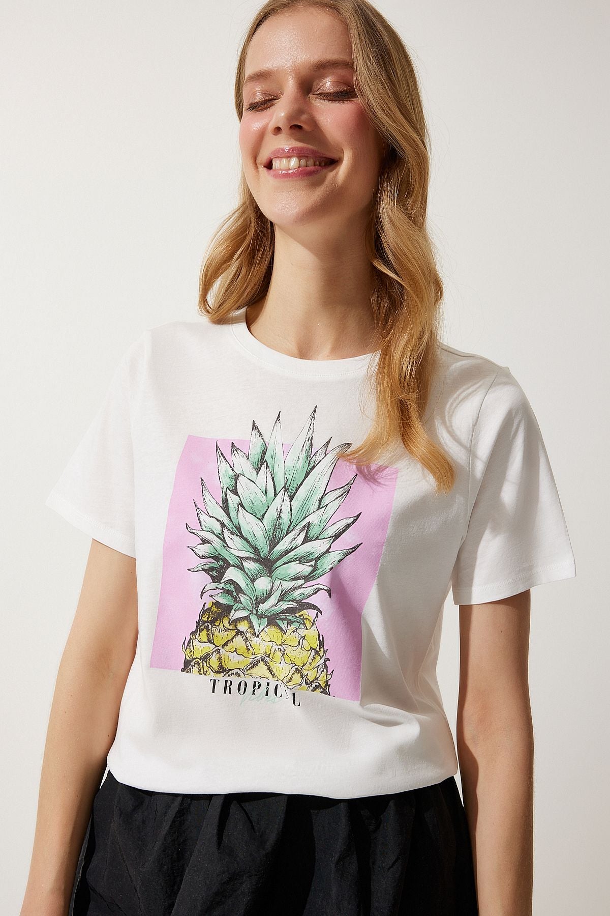 Beyaz Baskılı %100 Pamuk Örme T-Shirt WO00037