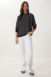 Siyah Beyaz Çizgili Oversize Örme Sweatshirt ZV00339