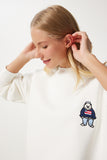 Ekru Nakışlı Armalı Şardonlu Oversize Sweatshirt NJ00160