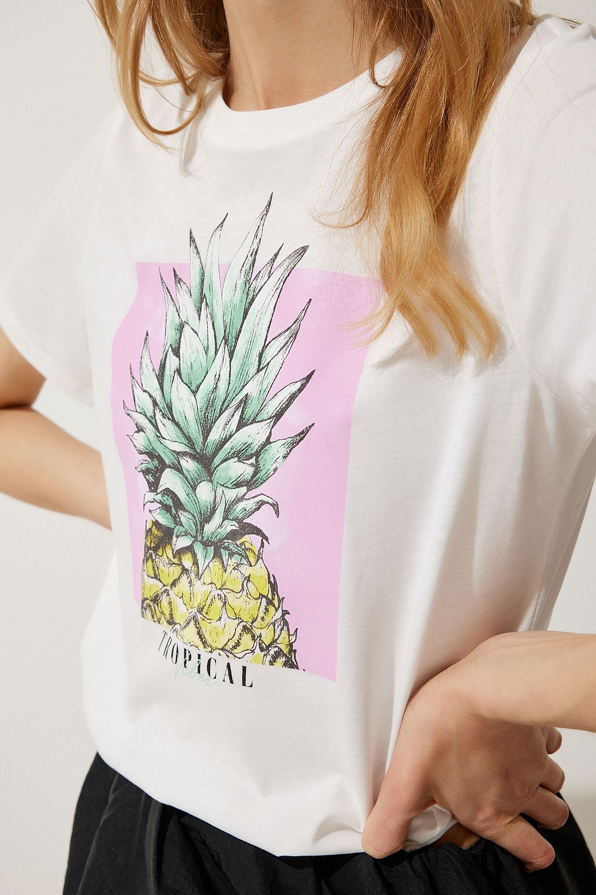 Beyaz Baskılı %100 Pamuk Örme T-Shirt WO00037