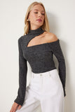 Antrasit Cut Out Detaylı Örme Çıtçıtlı Body  FN03309