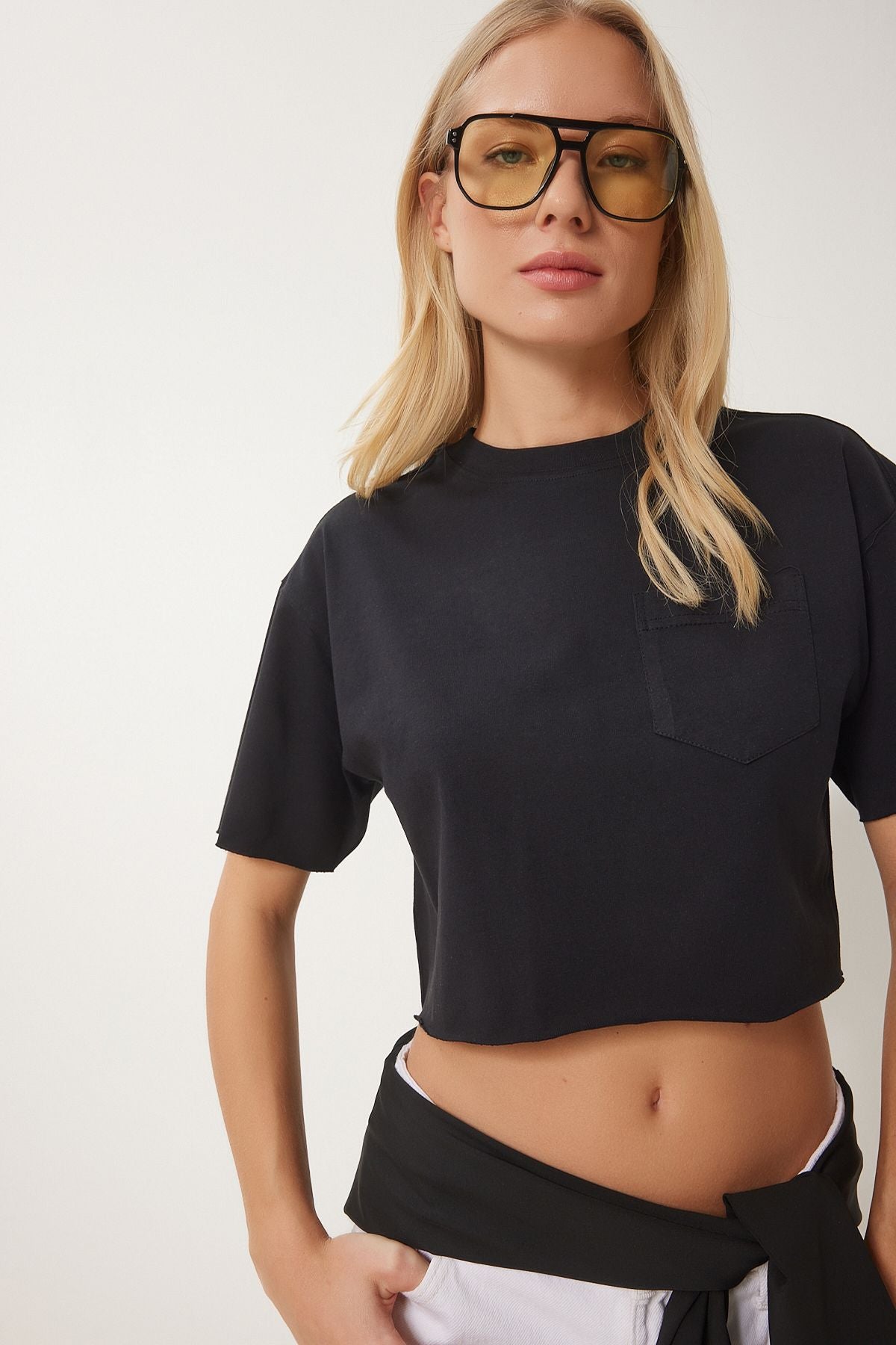 Siyah Pamuklu Crop Örme T-Shirt CR00443
