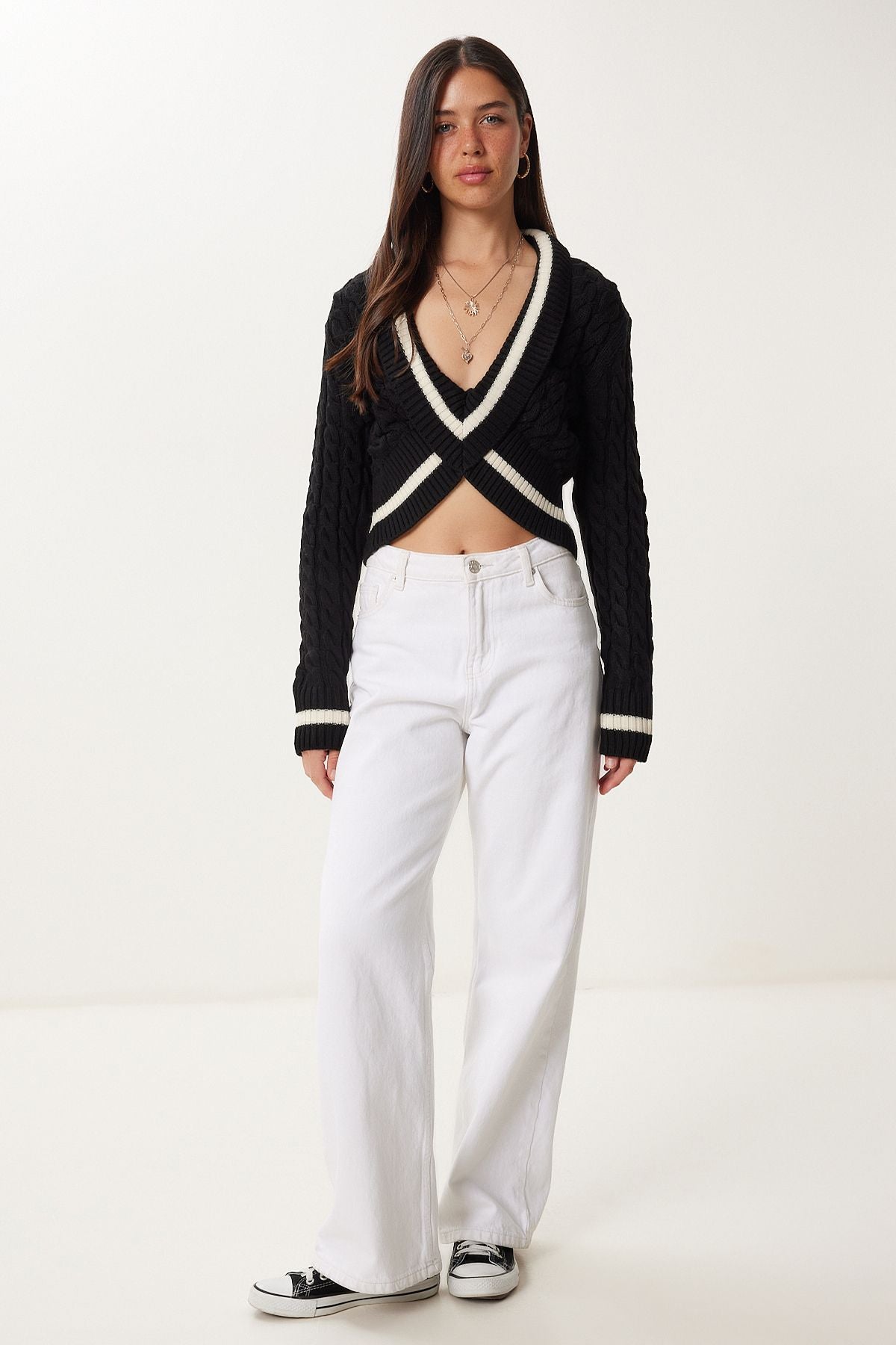Siyah Kontrast Renkli Crop Triko Kazak RW00007
