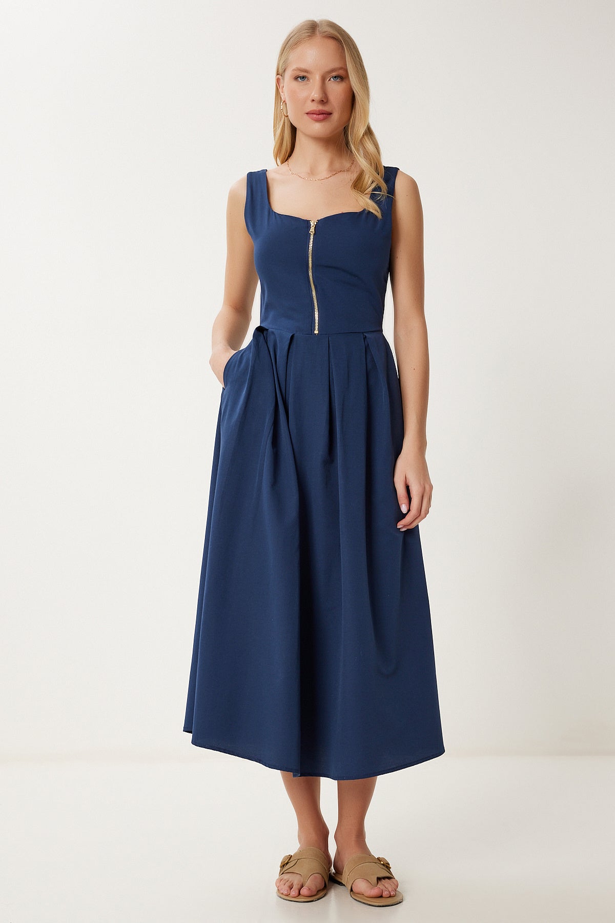Lacivert Fermuar Detaylı Midi Poplin Elbise UB00340
