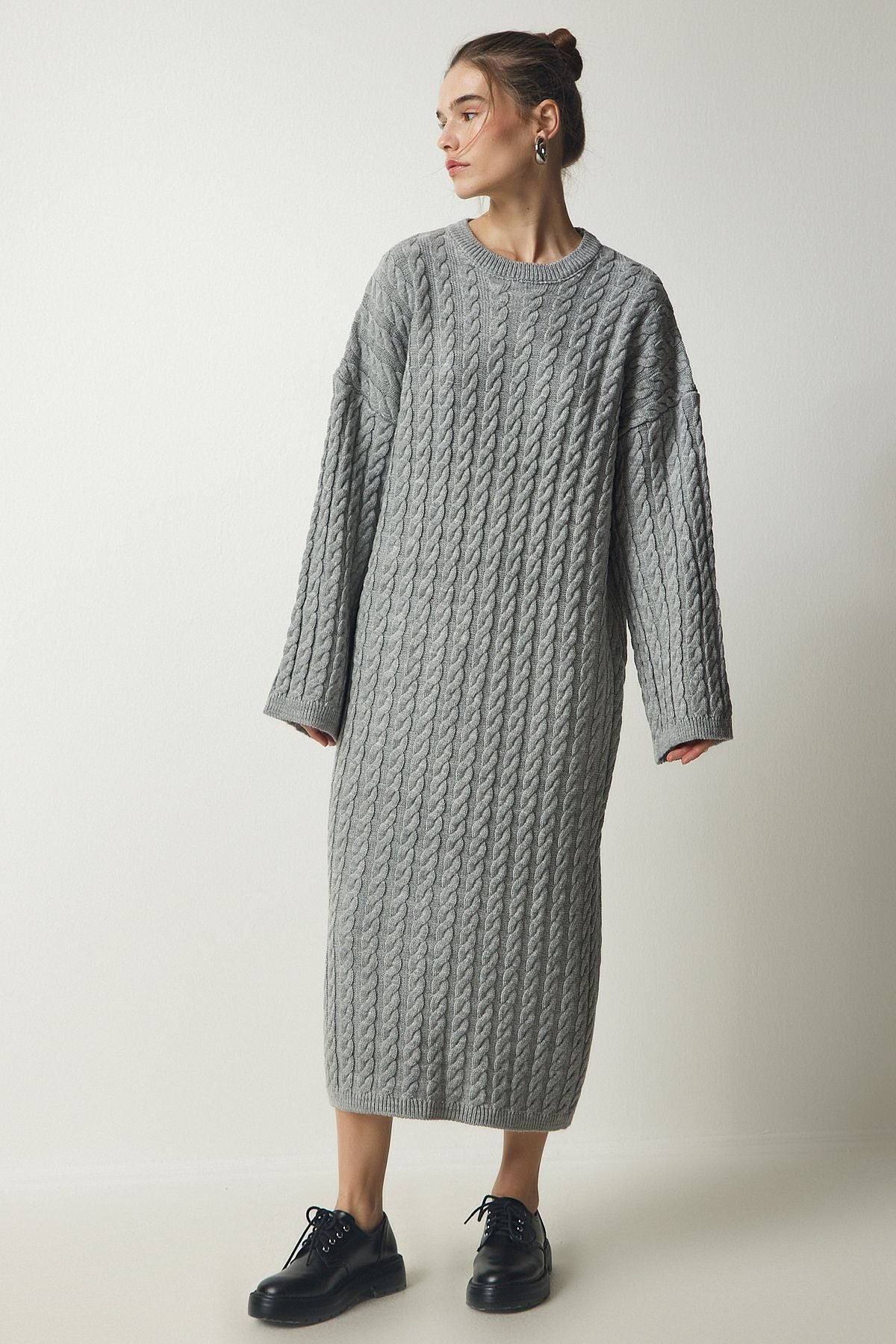 Gri Örgü Detaylı Kalın Oversize Triko Elbise YY00184