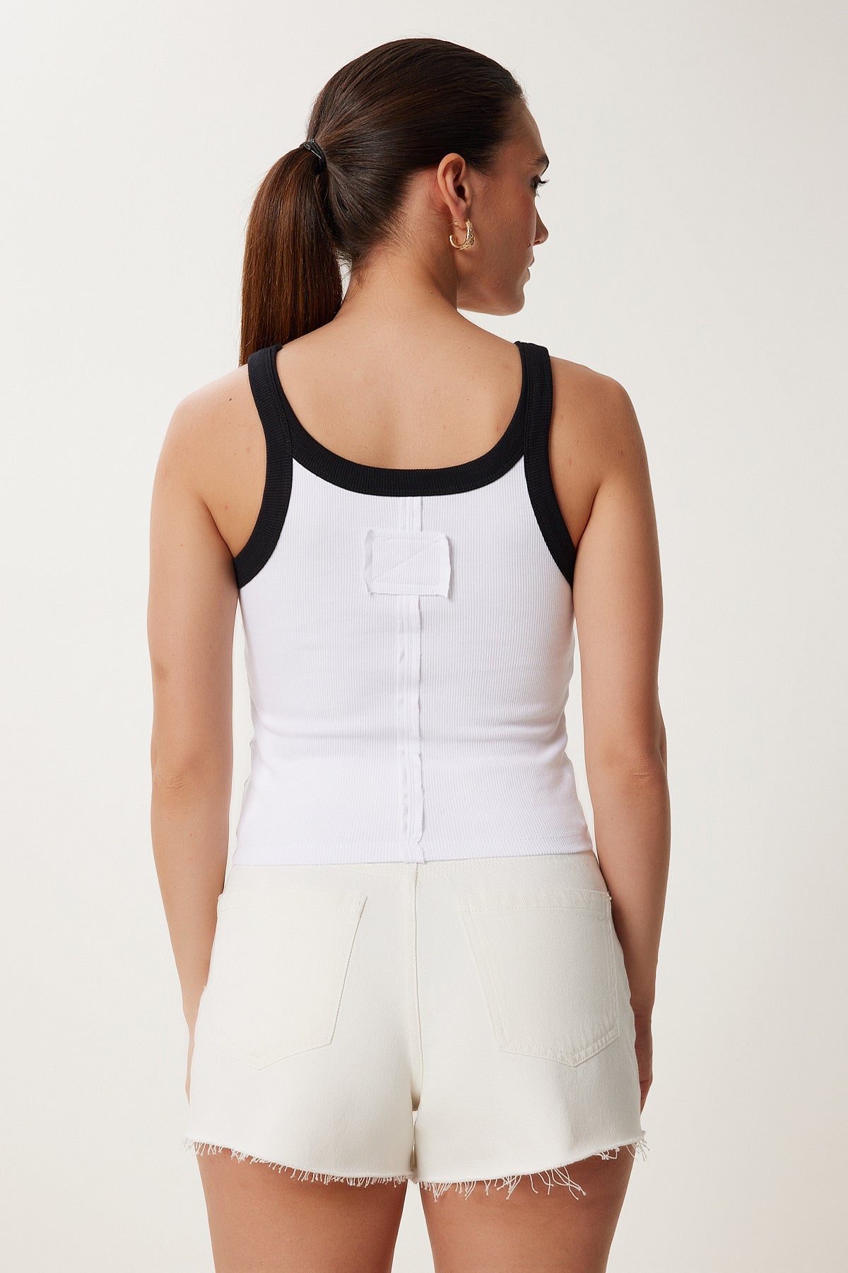 Siyah Beyaz 2’li Paket Kontrast Renkli Crop Fitilli Atlet US00973