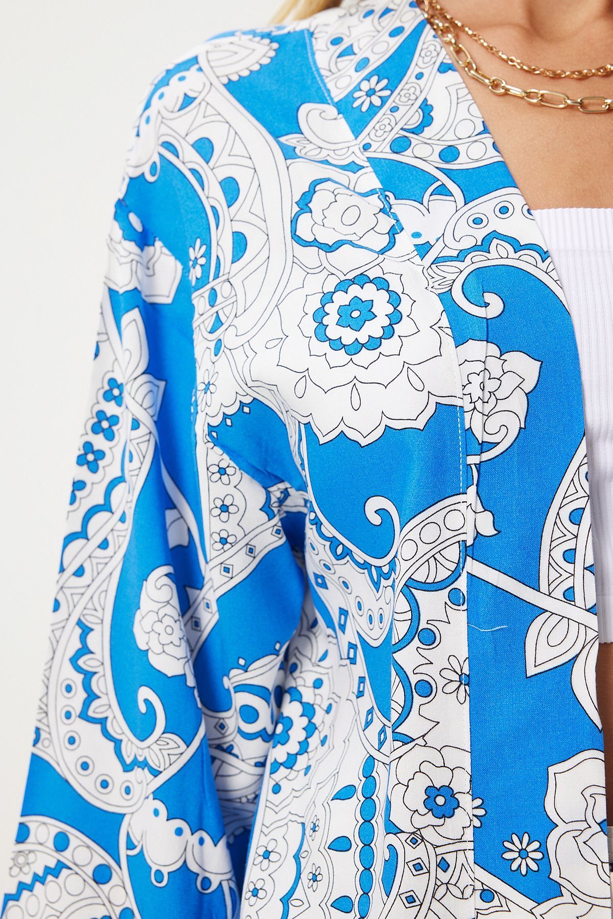 Mavi Beyaz Desenli Viskon Kimono EN00615
