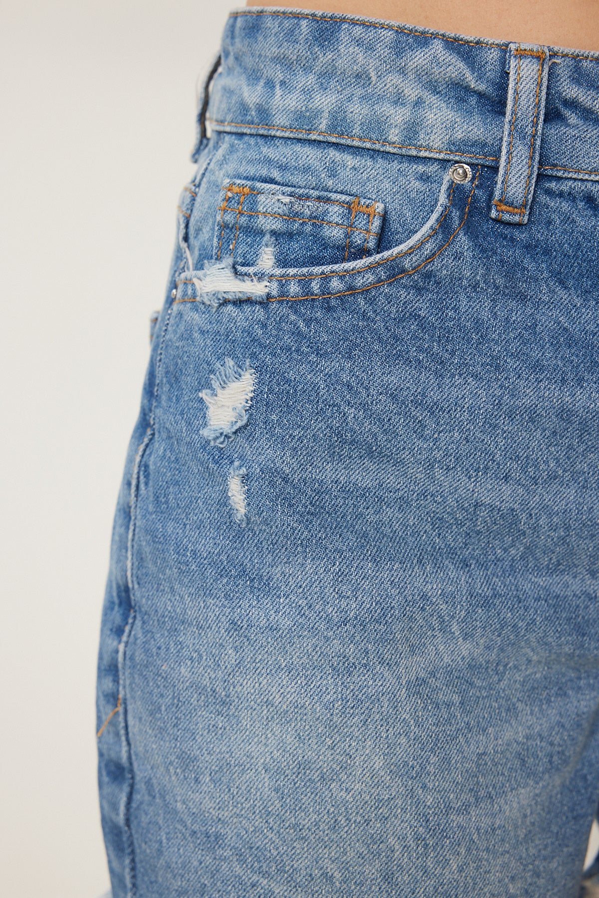 Mavi Yırtık Mini Denim Şort OK00067