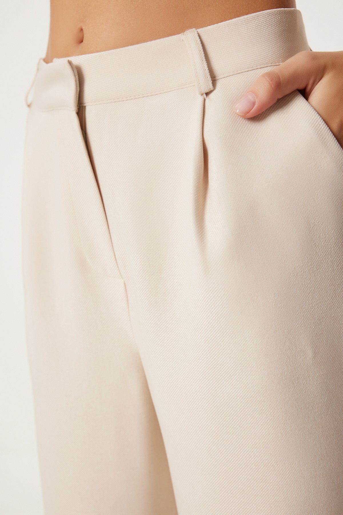 Krem Boru Paça Dokuma Pantolon  FN03310
