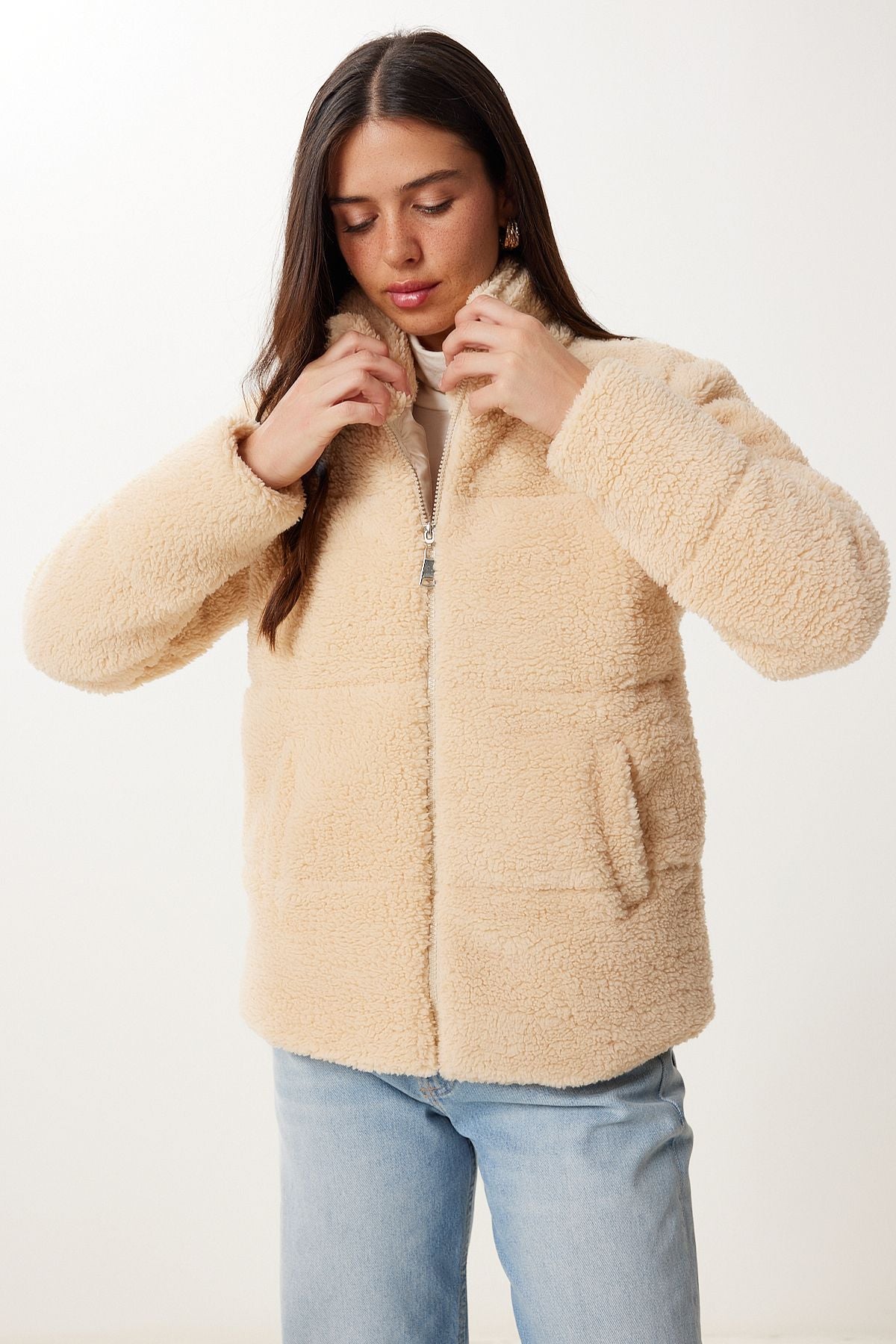Latte Yumuşak Dokulu Peluş Mont DD01370