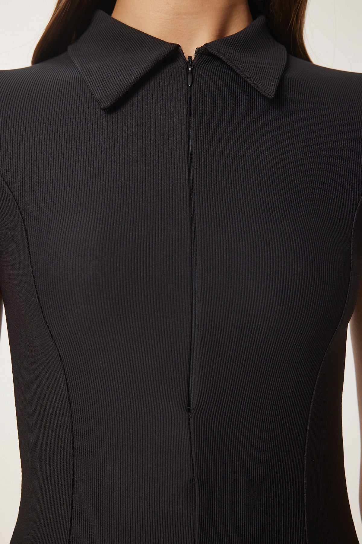 Siyah Polo Yaka Fermuarlı Örme Bluz CI00114