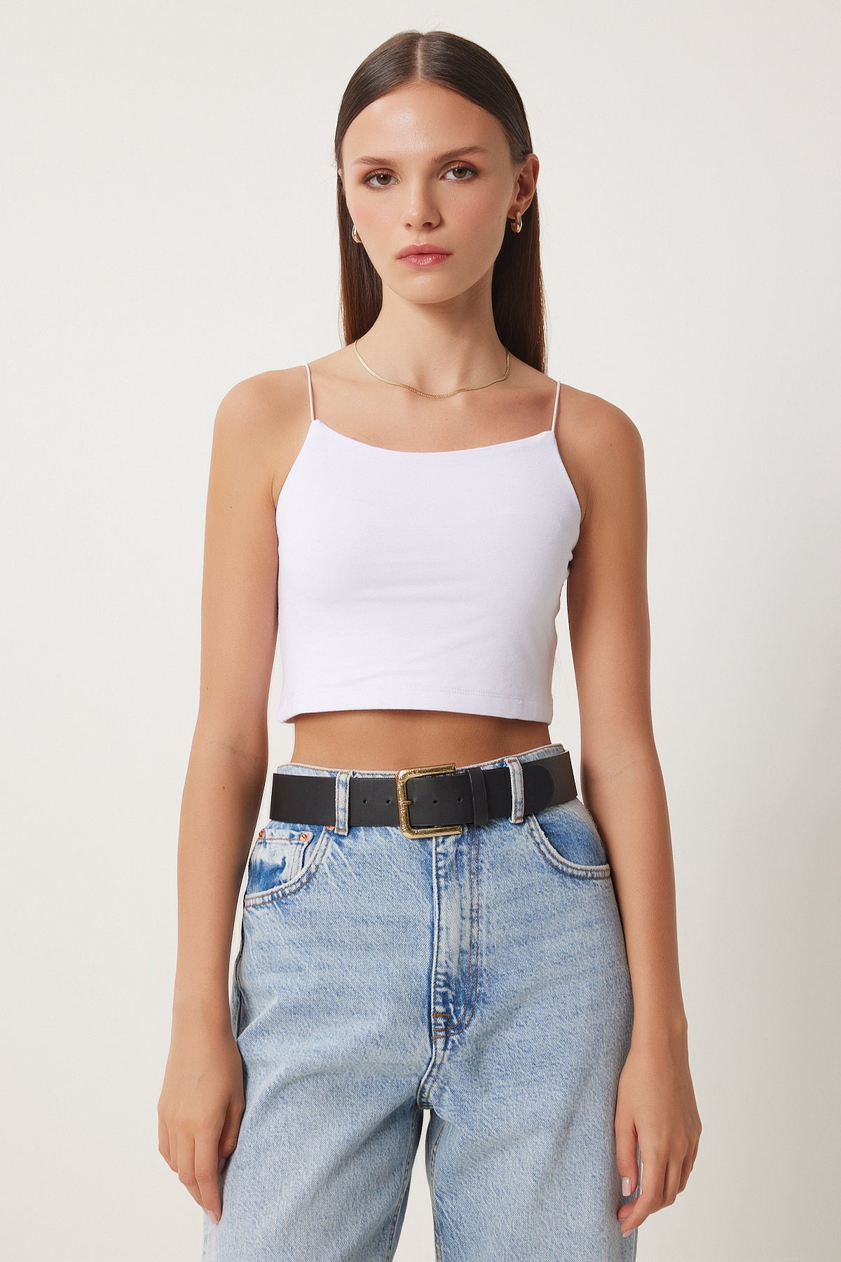 Beyaz İp Askılı Örme Büstiyer Lİ00001