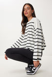 Siyah Beyaz Çizgili Oversize Crop Triko Kazak  US00659