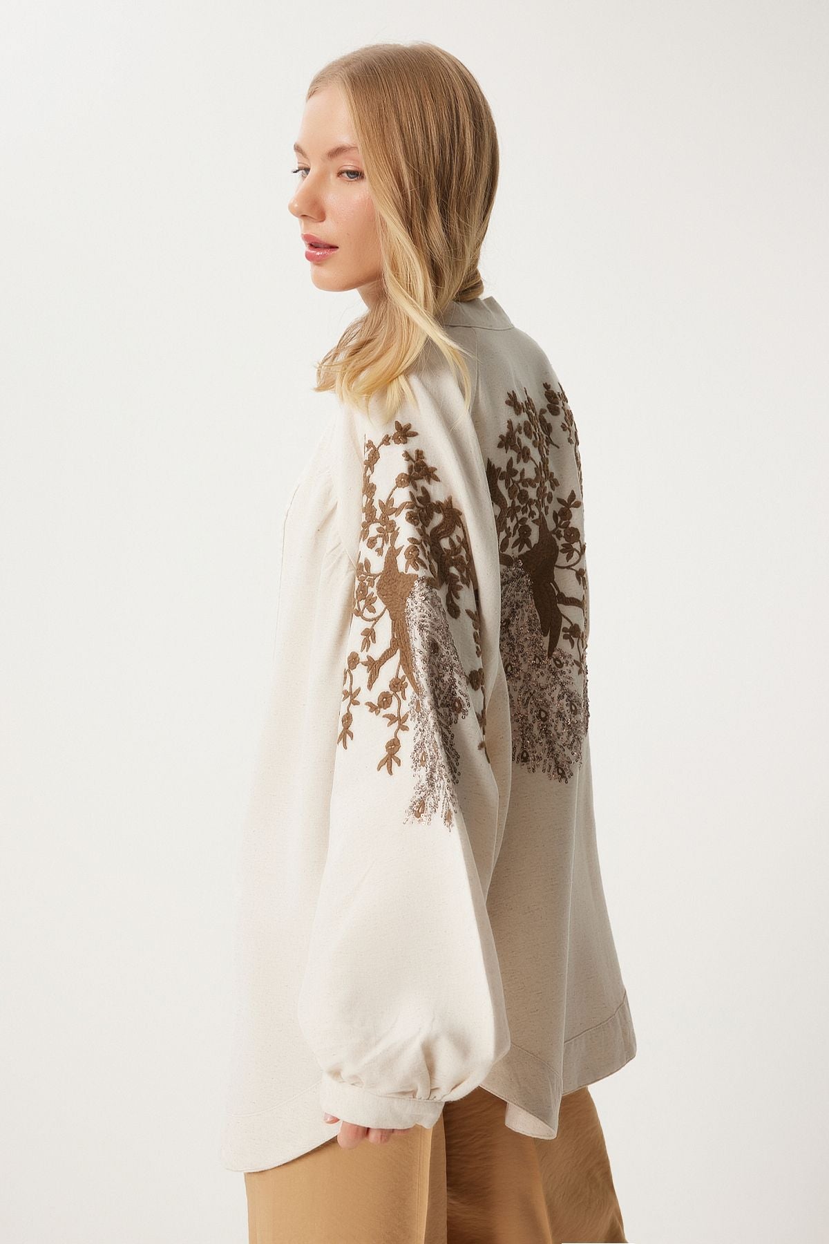 Krem Kahverengi Nakış İşlemeli Keten Kimono OR00005
