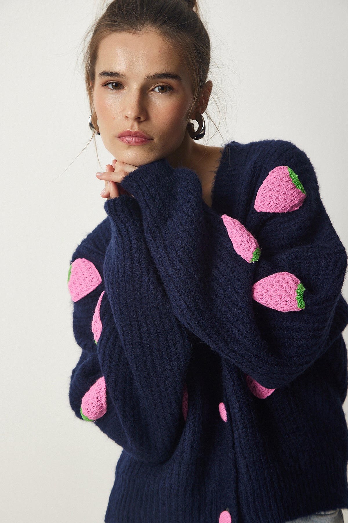 Lacivert Çilek Motifli Oversize Triko Hırka PF00008