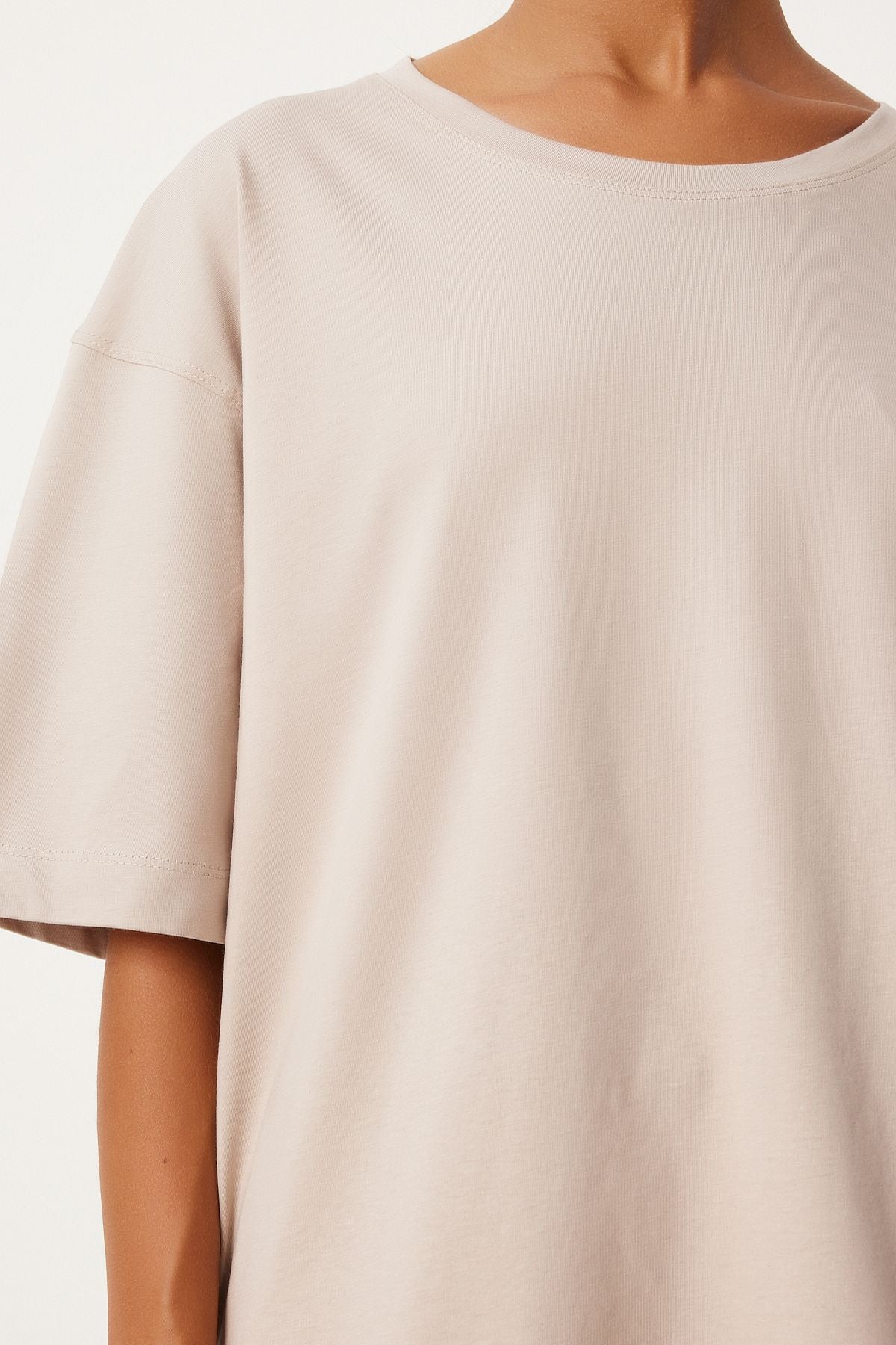 Bej Oversize T-Shirt Volanlı Örme Etek Takım UB00291