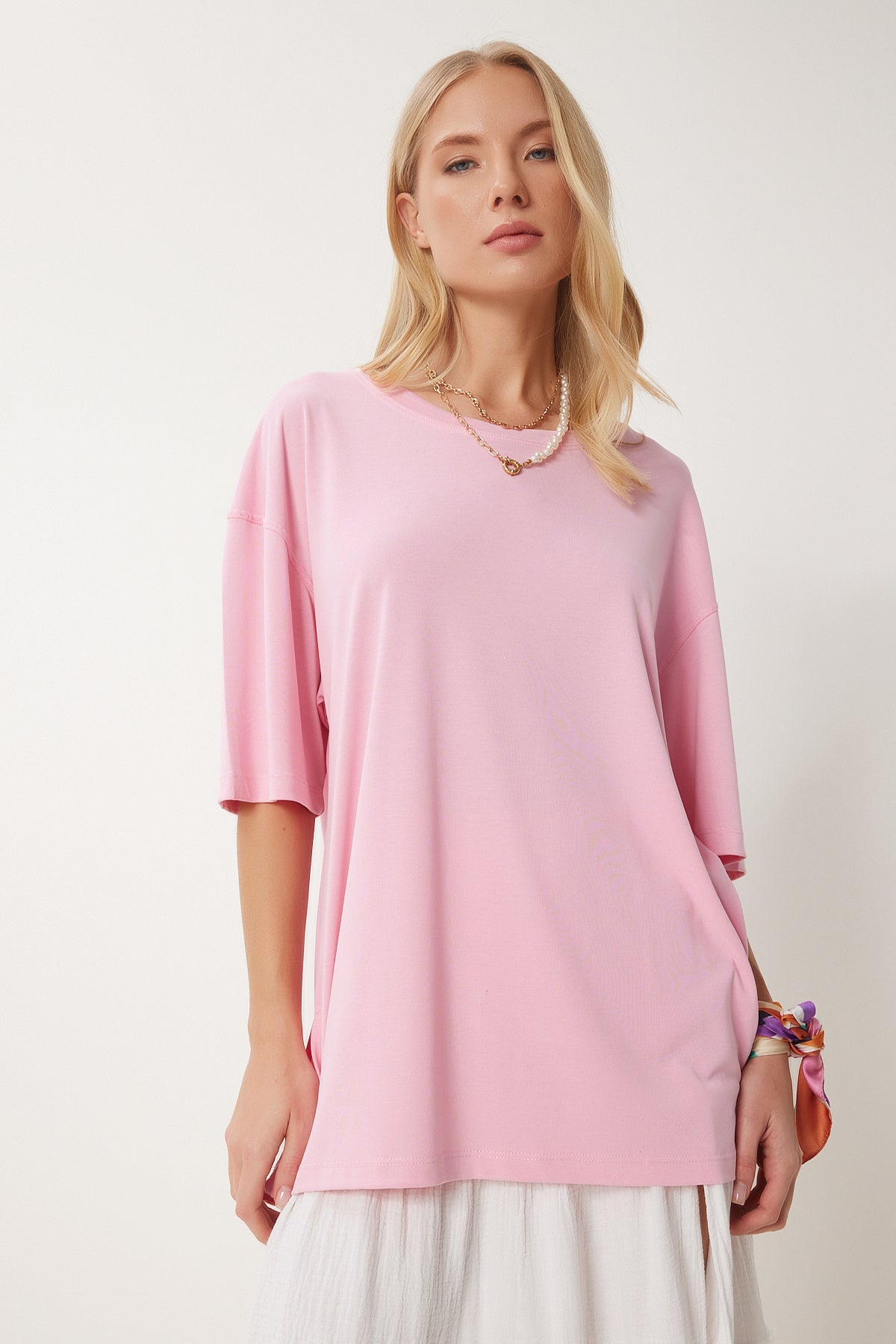 Pembe Oversize Basic Modal T-shirt UB00323