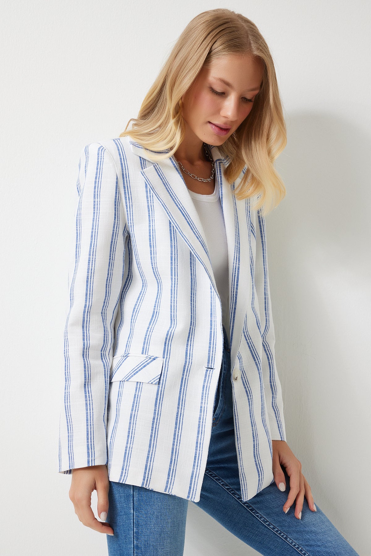 Ekru Mavi Çizgili Vatkalı Keten Karışımlı Blazer Ceket GP00006