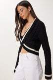 Siyah Kontrast Renkli Crop Triko Kazak RW00007