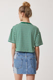Yeşil Nakış Detaylı Çizgili %100 Pamuk Crop Örme T-Shirt CR00436