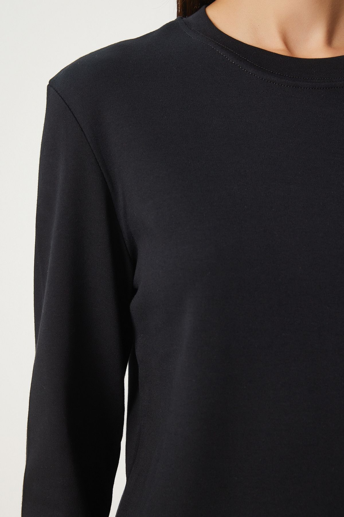 Siyah Pamuklu Basic Örme Bluz NJ00155