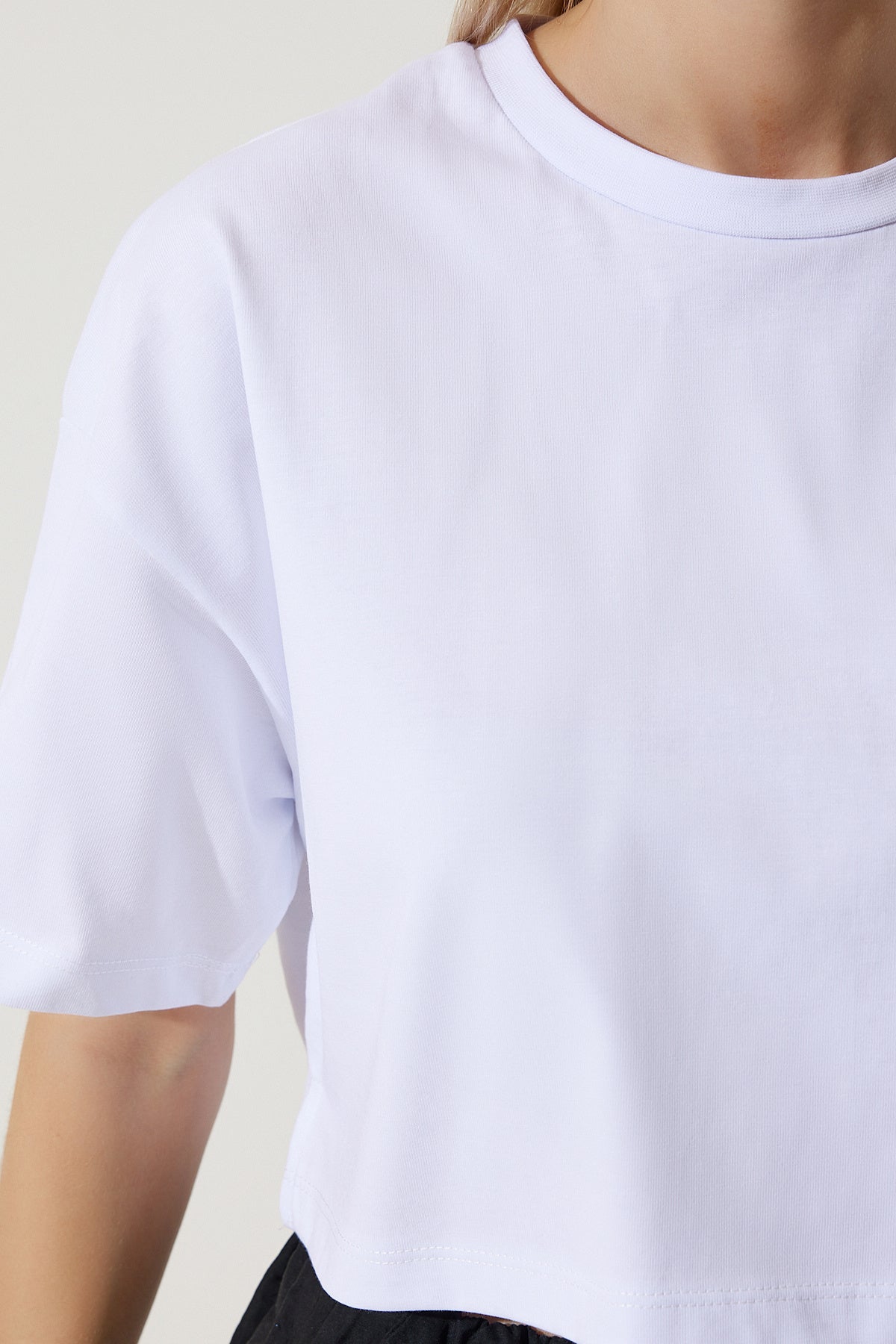 Beyaz %100 Pamuk Oversize Crop Örme T-Shirt BP00164