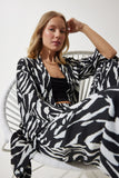 Siyah Desenli Kimono Pantolon Örme Takımı BY00054