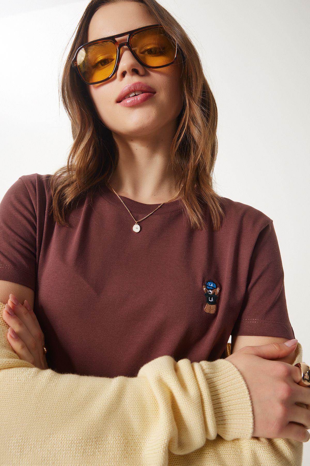 Kahverengi Ayıcık İşlemeli Pamuklu Örme T-Shirt CR00455