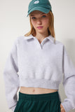 Gri Polo Yaka Şardonlu Crop Örme Sweatshirt HW00014